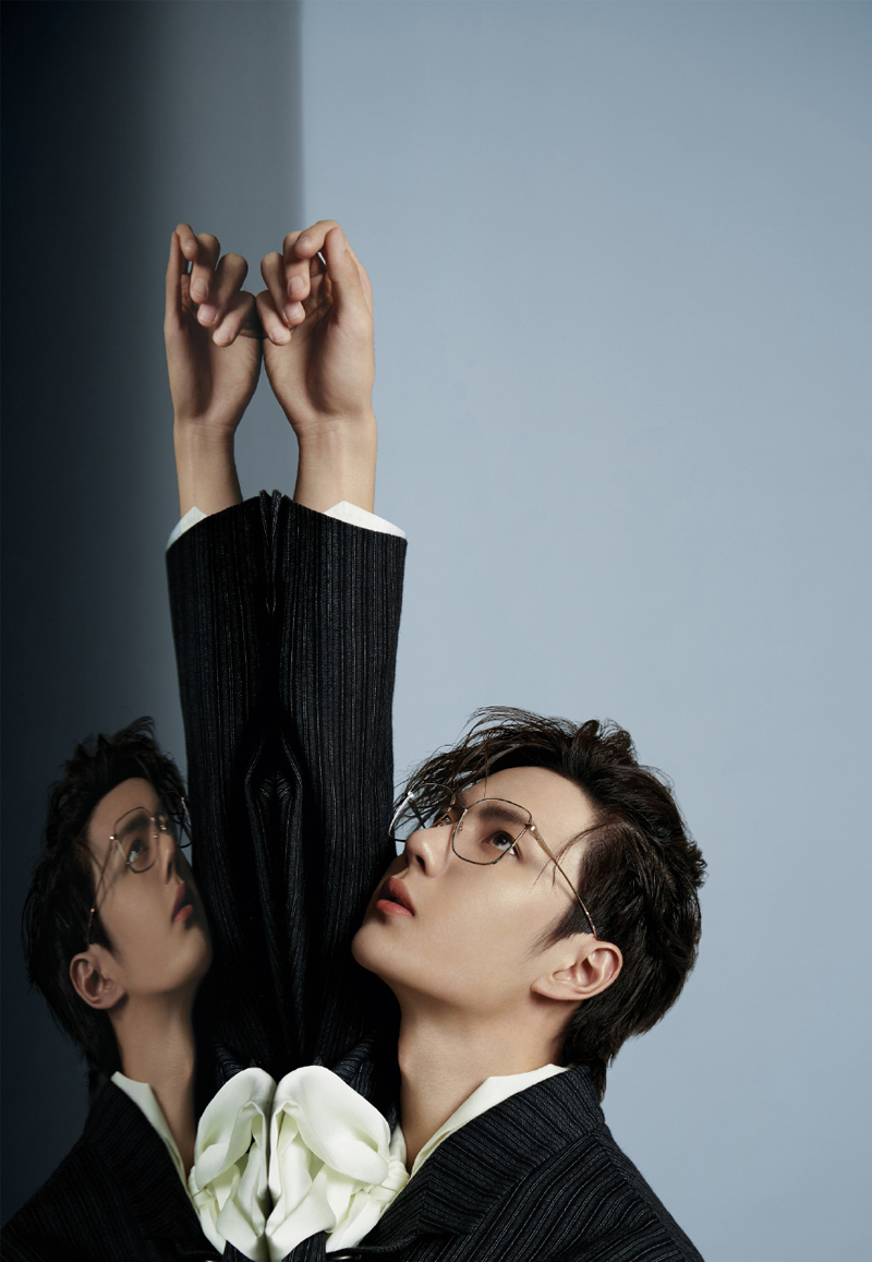 河南省洛阳男明显王一博《Tmagazine》4月刊封面写真图片