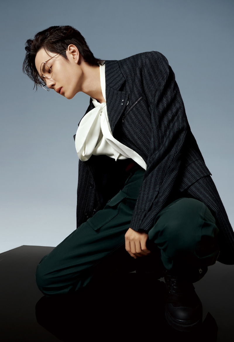 河南省洛阳男明显王一博《Tmagazine》4月刊封面写真图片