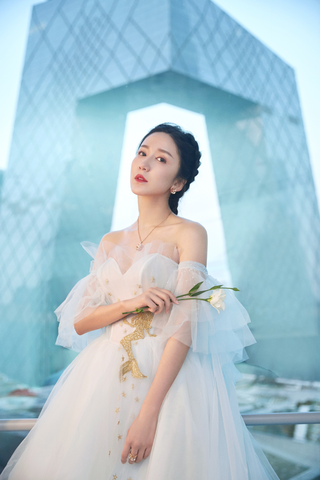 娄艺潇优雅唯美写真图片图片