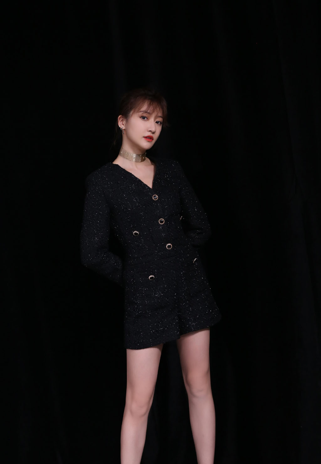中国四川成都女演员余玥慵懒甜美生活照图片图片