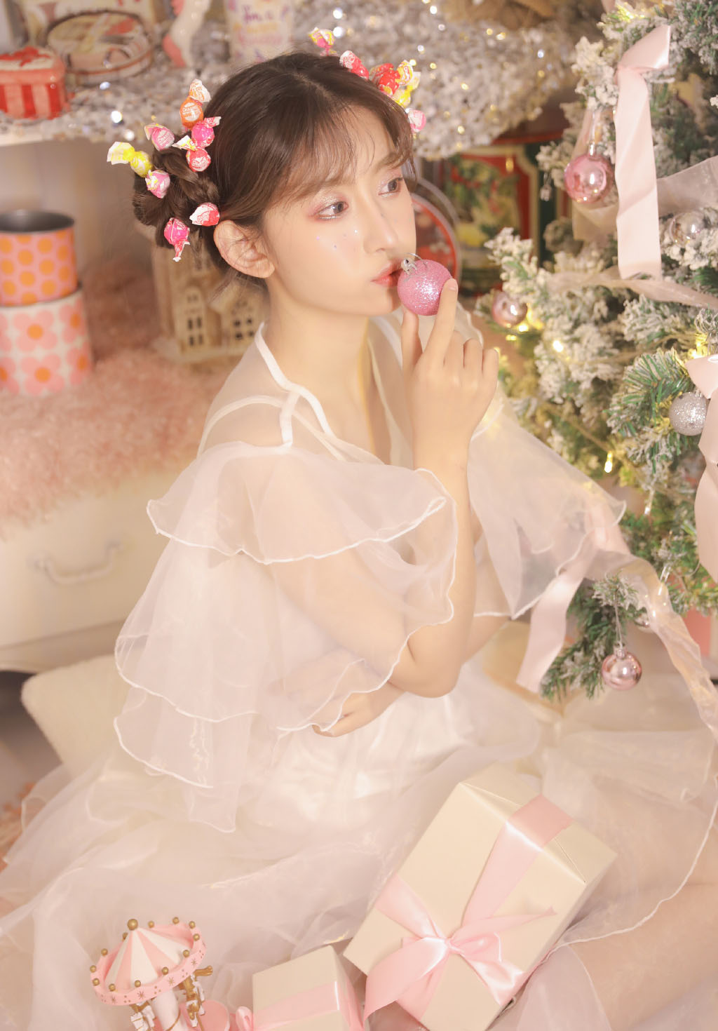 中国内地影视新疆乌鲁木齐女演员代斯开叉礼服性感写真图片图片