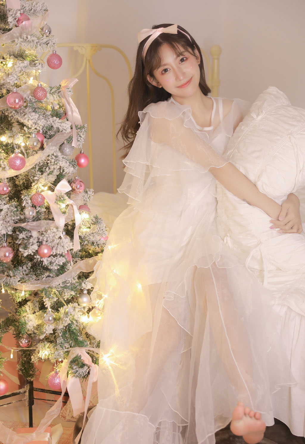 中国内地影视新疆乌鲁木齐女演员代斯开叉礼服性感写真图片图片