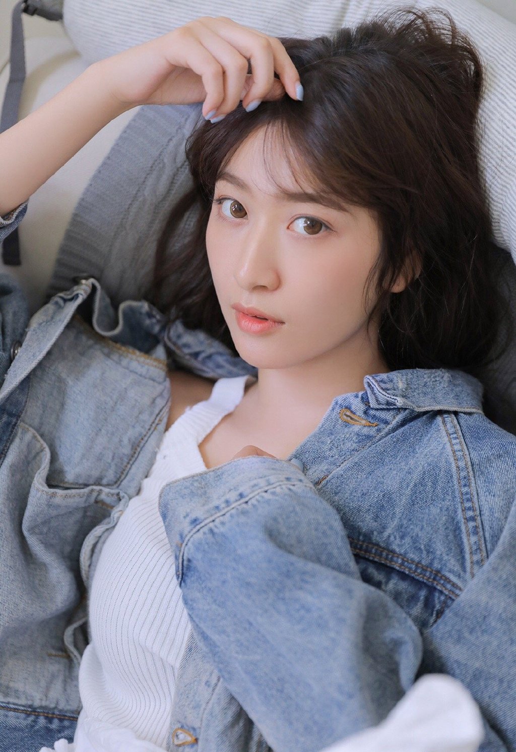 美女黄璐图片