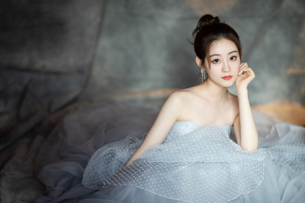 中国内地黑龙江齐齐哈尔女演员祝绪丹性感迷人写真桌面壁纸图片