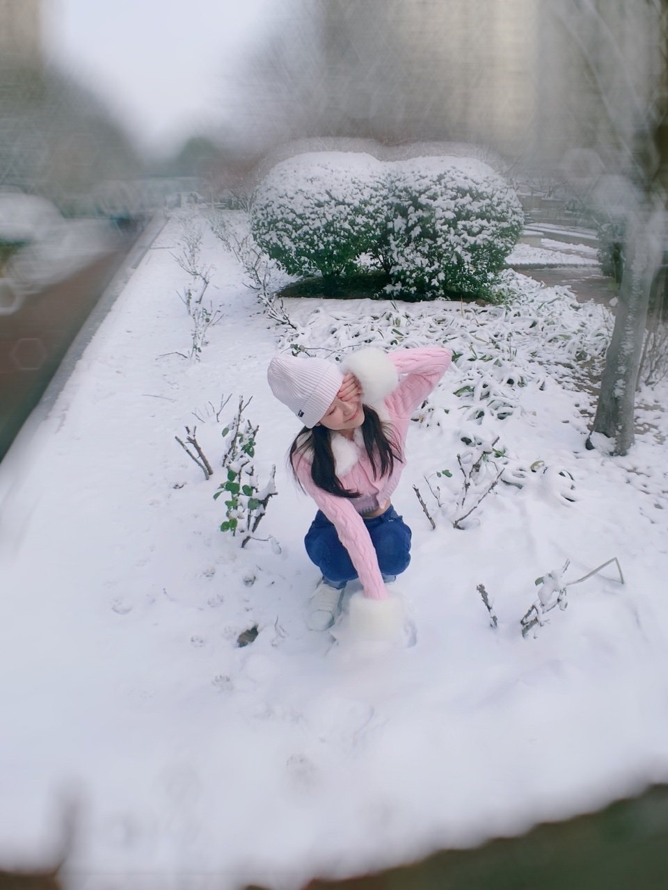 冯若绮清新雪景写真图片图片