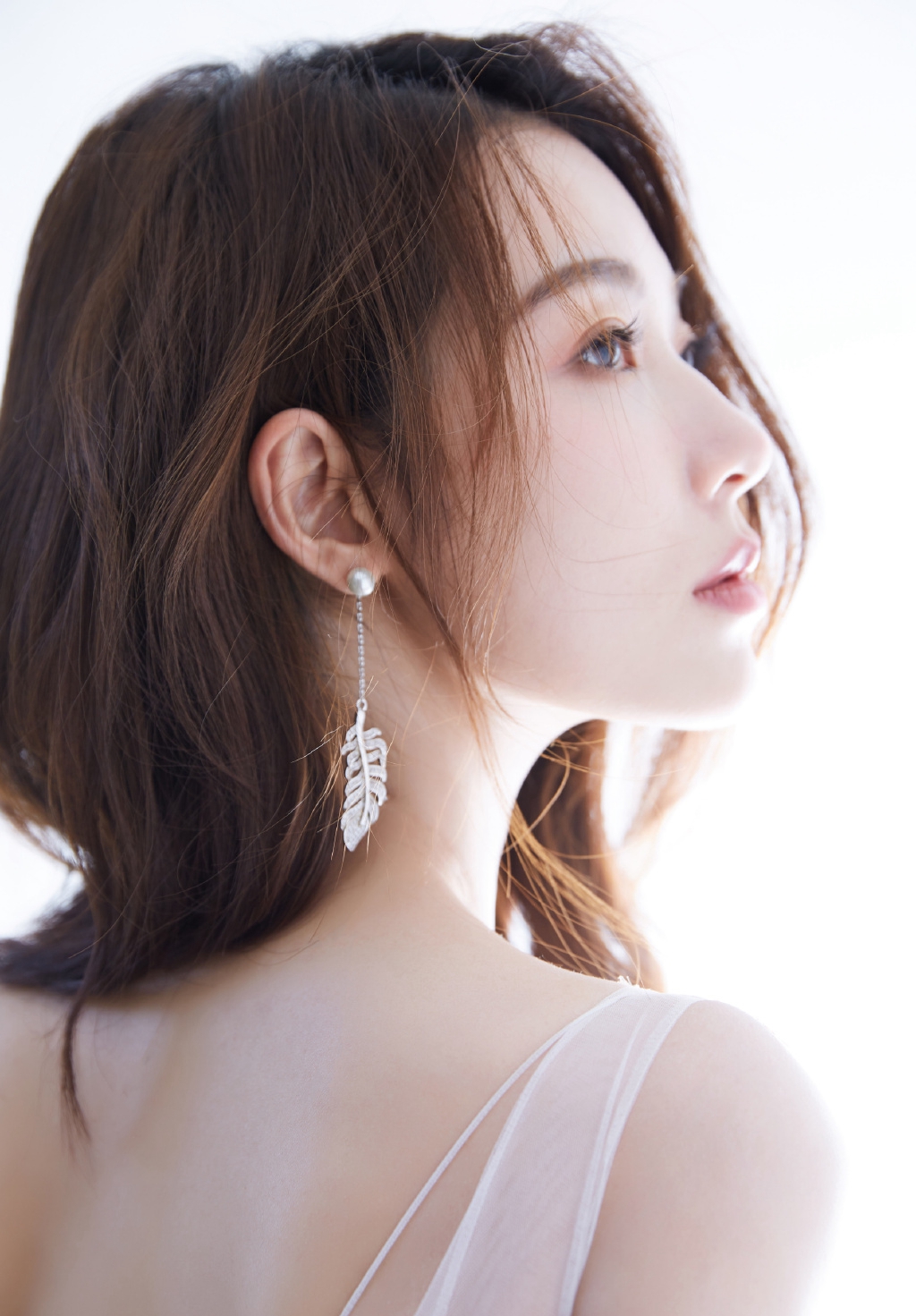 高清四川性感美女宁心时尚甜美街拍图片图片