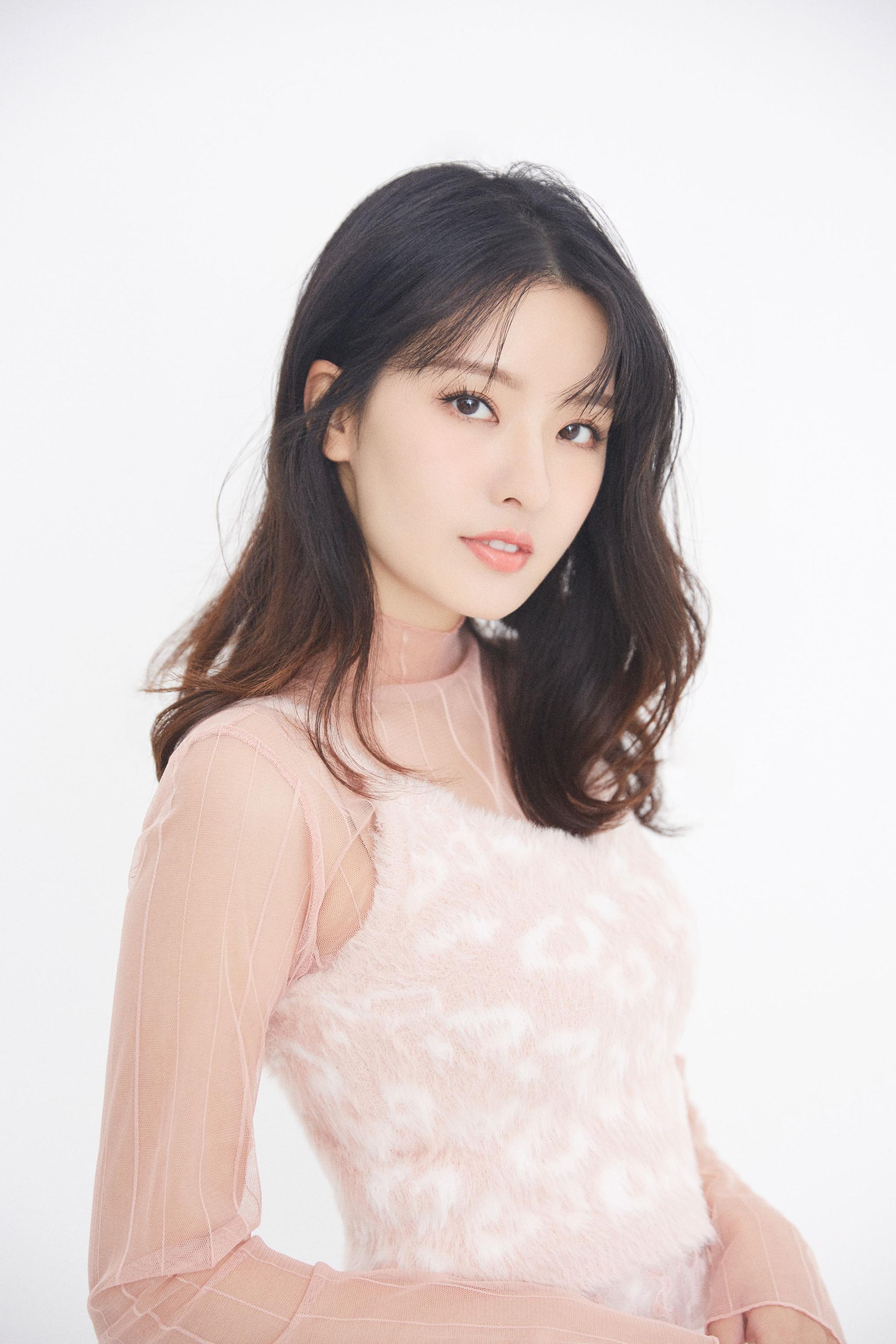 高清台湾女演员陈语安冬日性感迷人写真图片图片