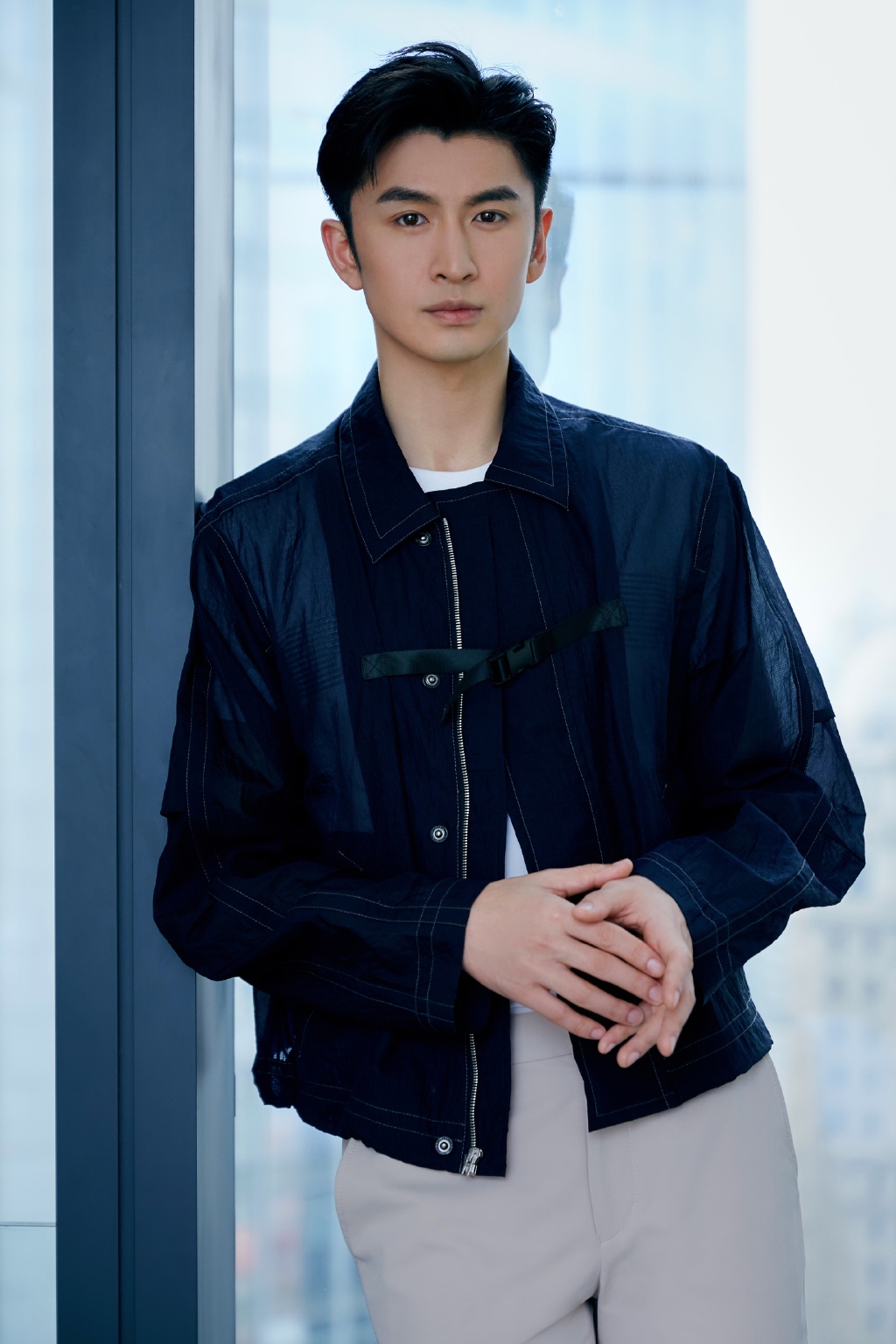 中国内地辽宁大连男演员张云龙魅力写真图片图片