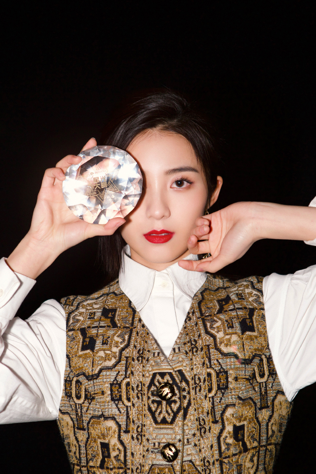 女星万鹏图片