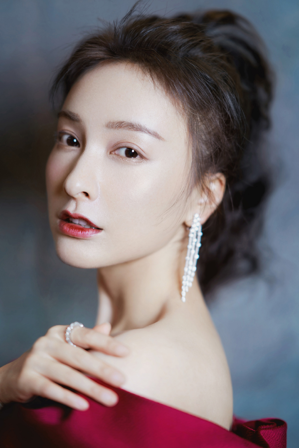 吴昕男人装时尚性感写真高清图片桌面壁纸图片