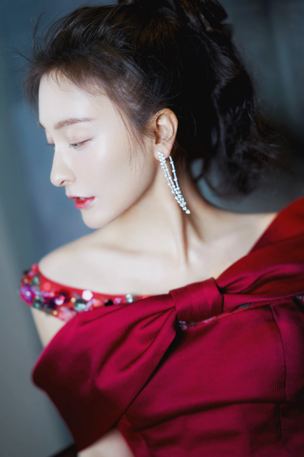 吴昕男人装时尚性感写真高清图片桌面壁纸图片