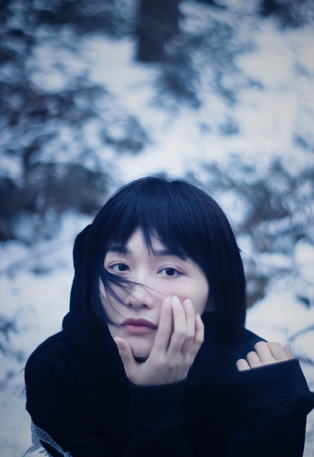 王丽坤清纯靓丽雪景写真图片图片