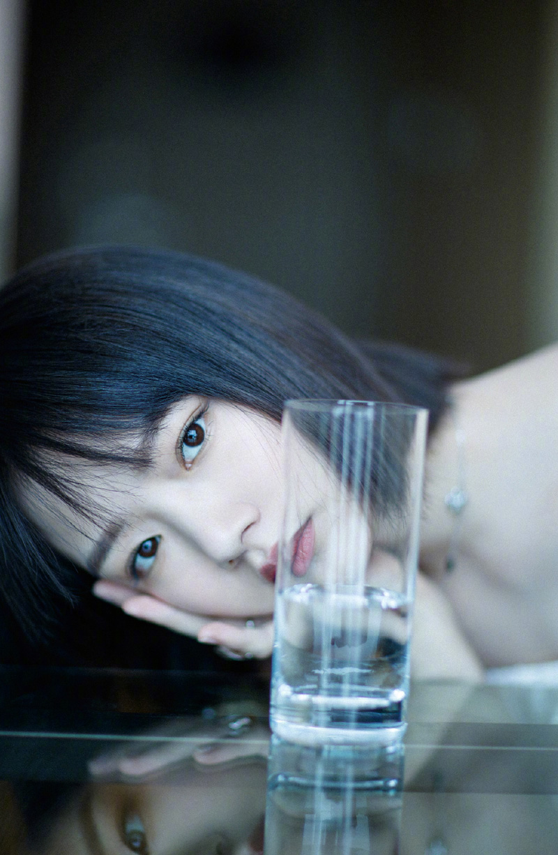 高清性感湖南美女任敏章鱼辫俏皮写真图片图片