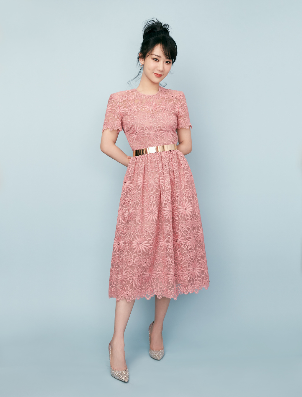 高清中国内地影视北京女演员杨紫夏日活力私服照图片图片