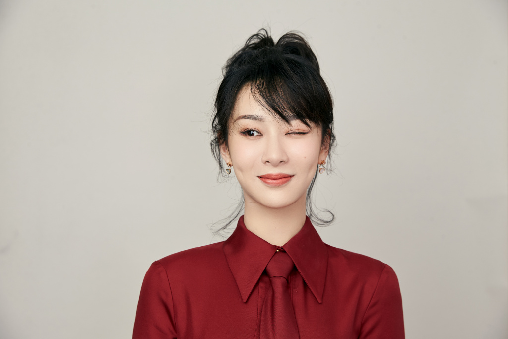 高清中国内地影视北京女演员杨紫微博之夜性感优雅写真图片图片