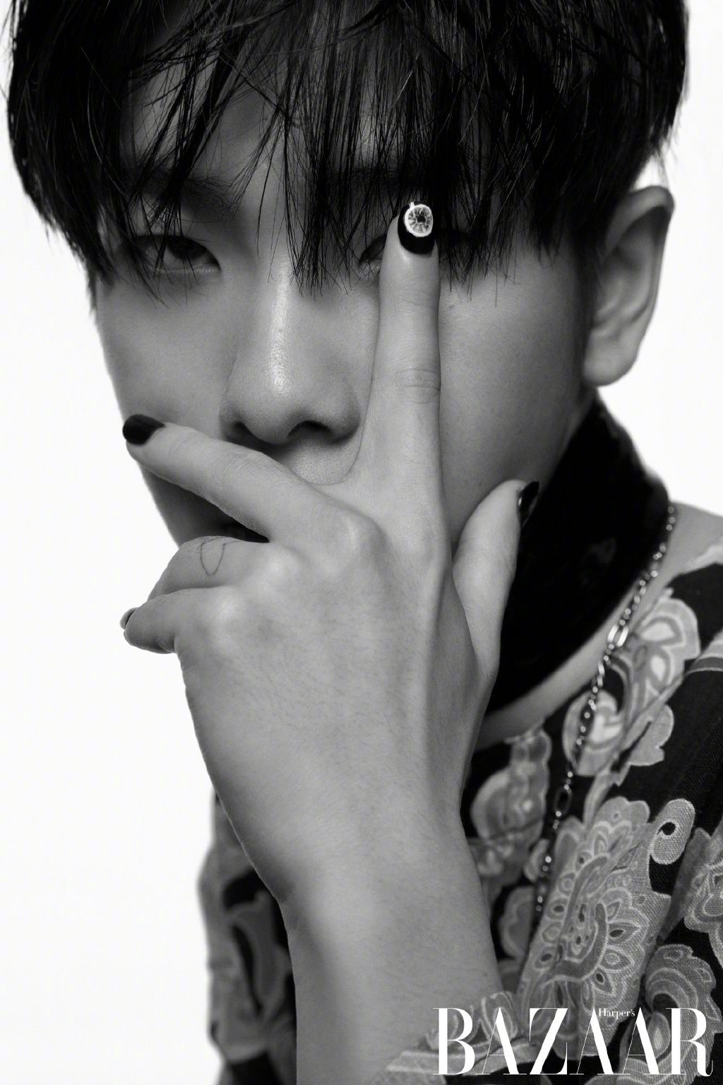 高清大陆男明星欧阳娜娜周震南时尚杂志写真图片图片