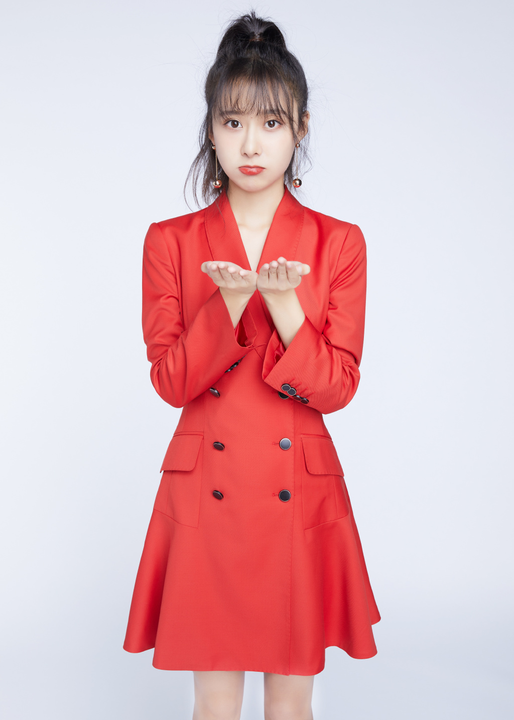 中国内地湖北省武汉女演员曹曦月性感写真高清电脑桌面壁纸图片