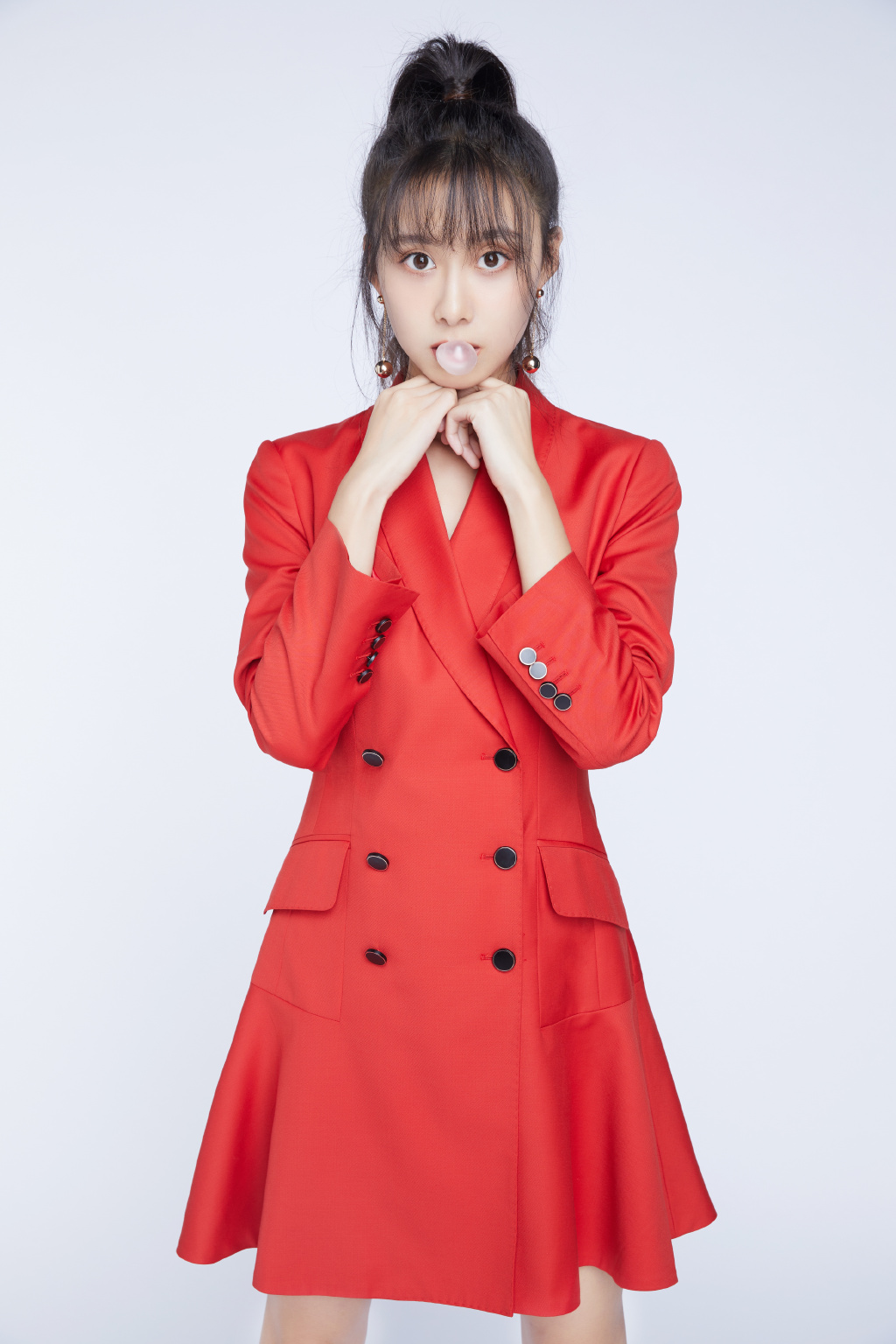 中国内地湖北省武汉女演员曹曦月性感写真高清电脑桌面壁纸图片