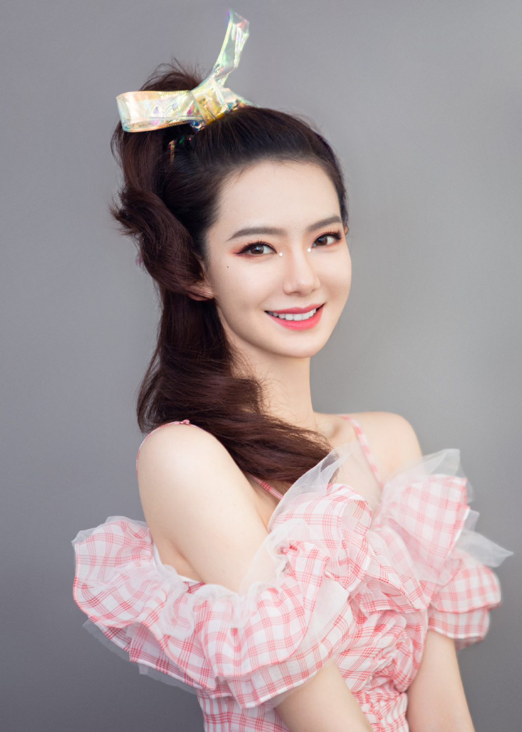 戚薇金鱼妆性感撩人写真图片
