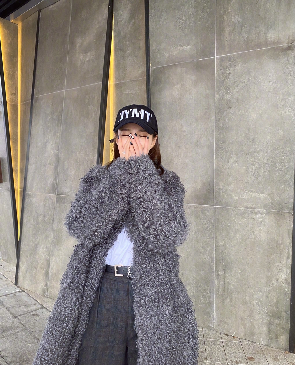 高清湖南省湘西吉首市美女沈梦辰背带裙娃娃衫甜美写真图片 高清湖南省湘西吉首市美女沈梦辰背带裙娃娃衫甜美写真图片