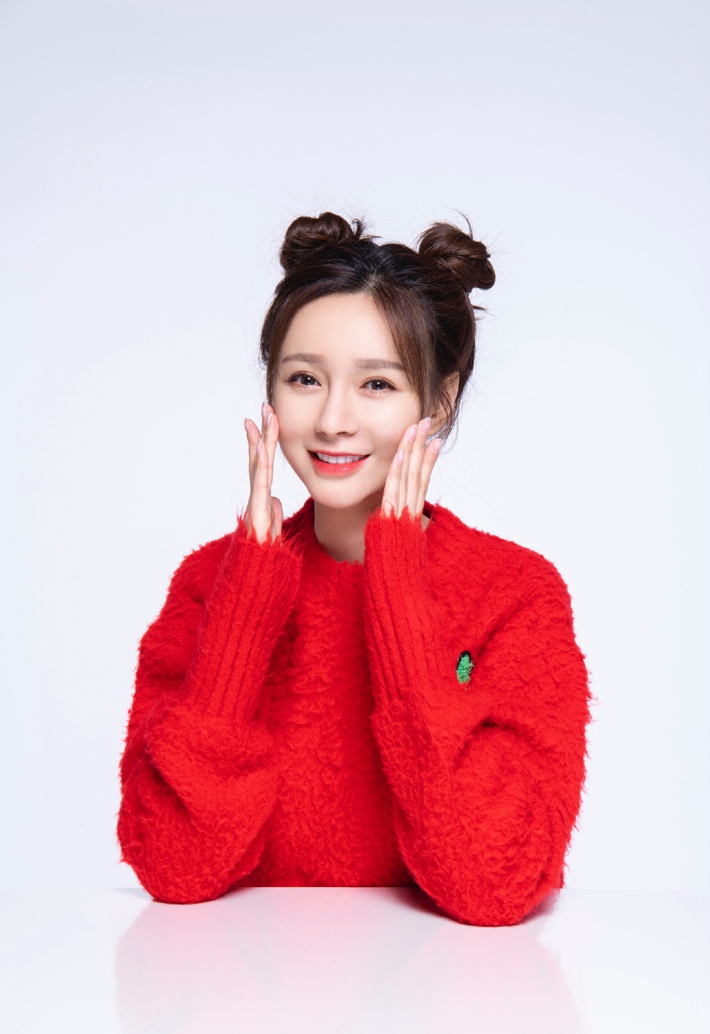 高清湖南省湘西吉首市美女沈梦辰抹胸性感唯美写真图片图片
