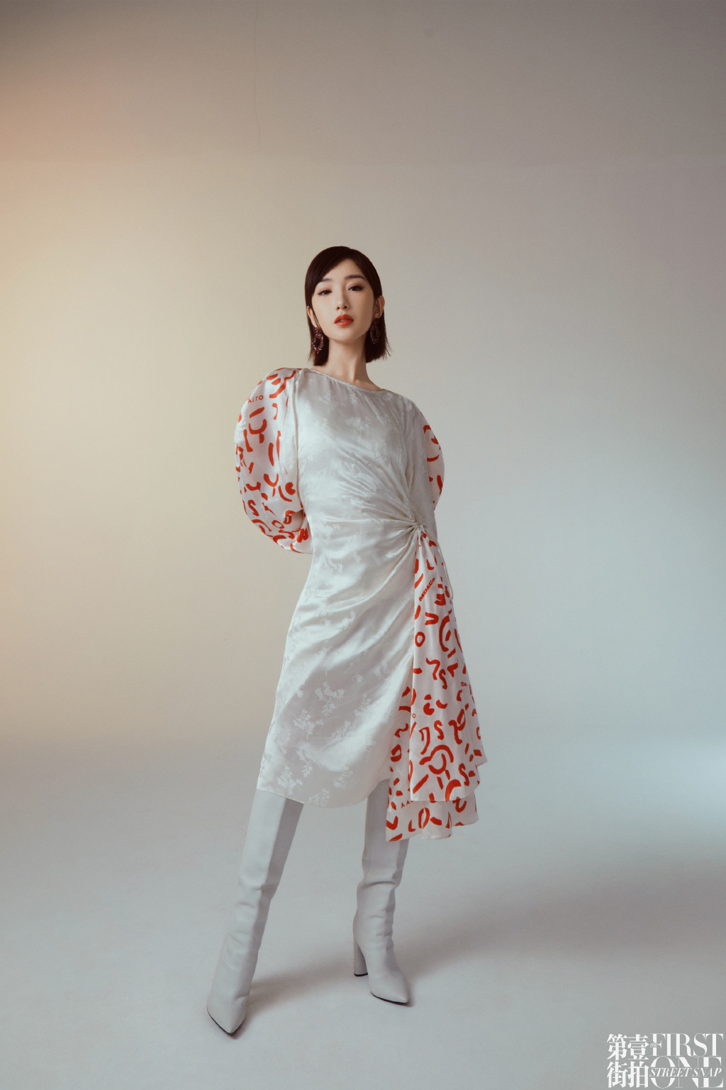 美女黄璐图片