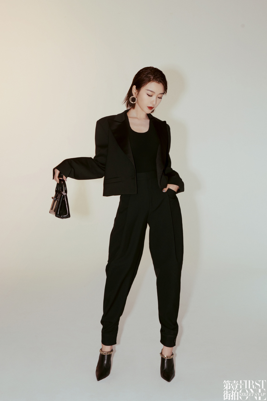 美女黄璐图片