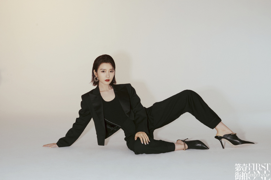 美女黄璐图片