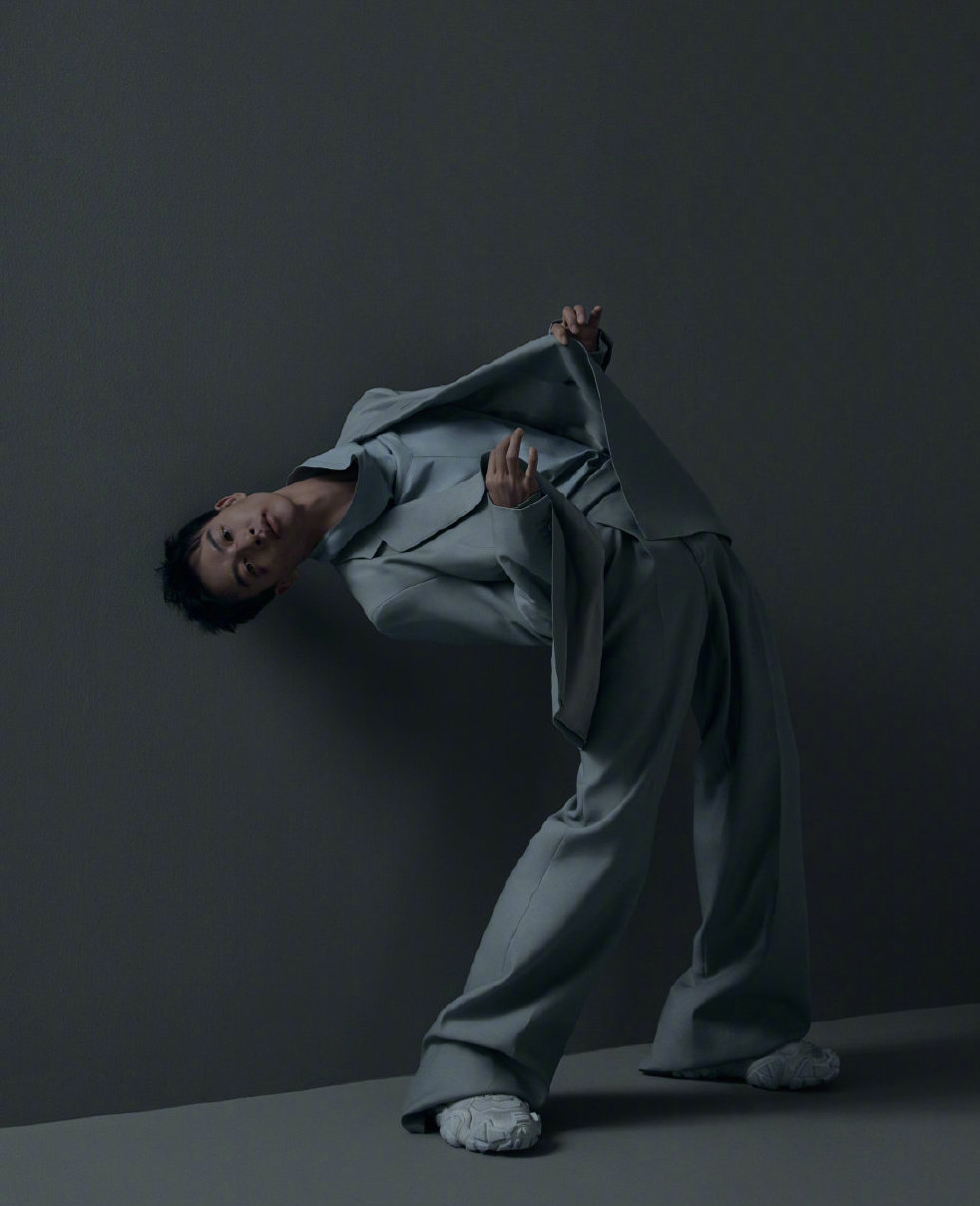 高清男星尹昉《DazedChina》杂志写真图片图片