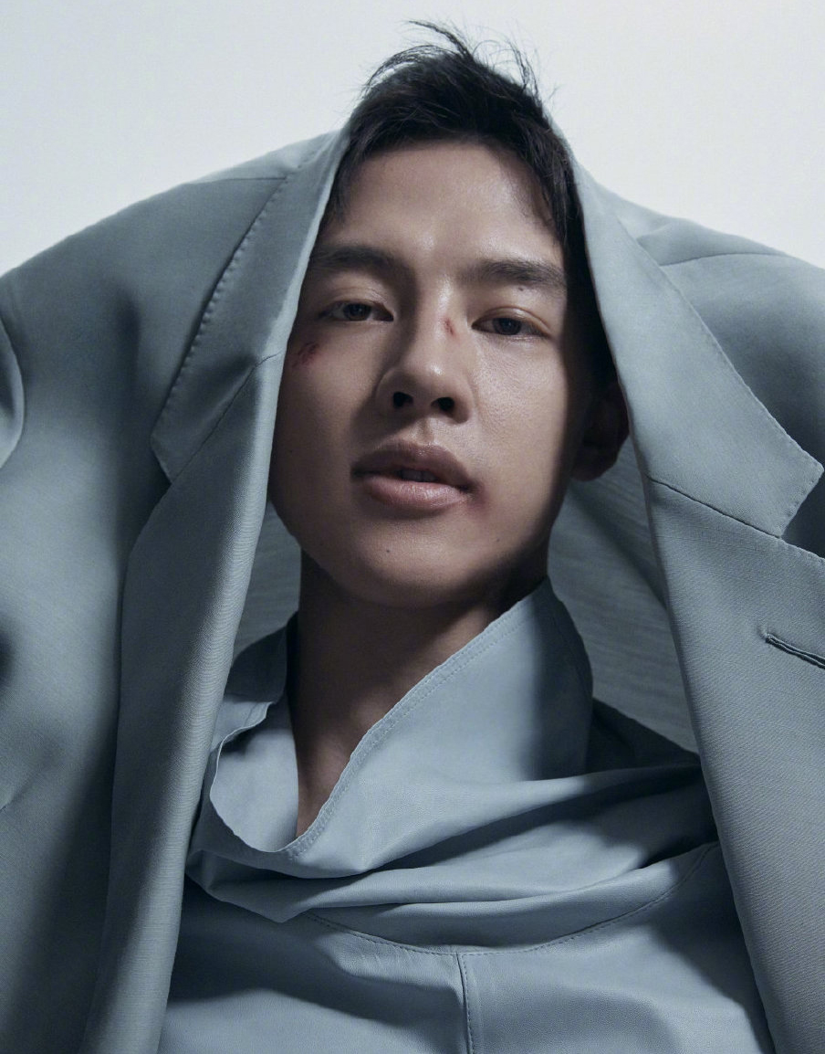 高清男星尹昉《DazedChina》杂志写真图片图片