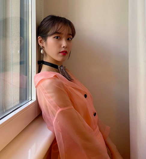 杨幂透视薄纱长裙妩媚性感写真图片图片