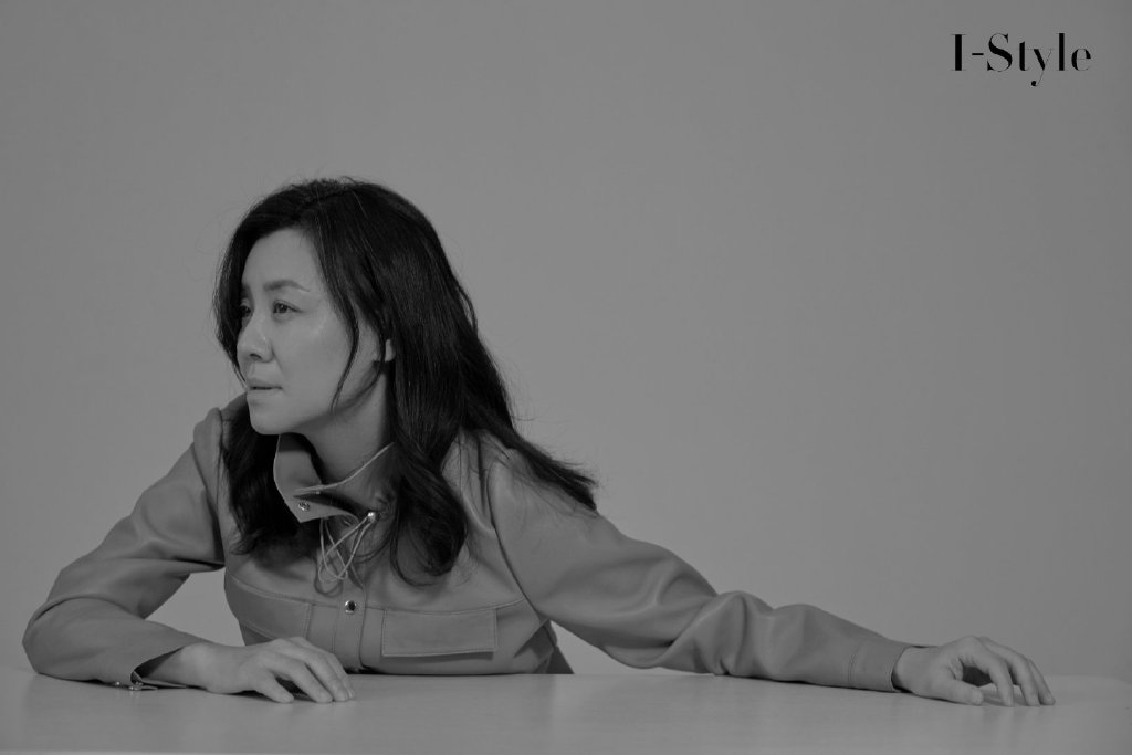 女星刘琳图片