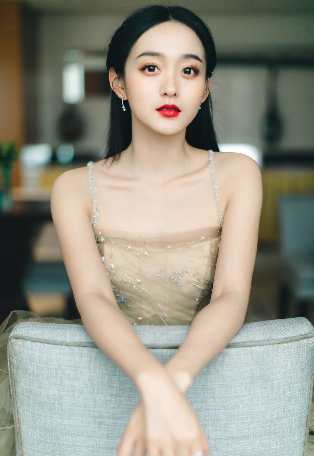 何泓姗图片