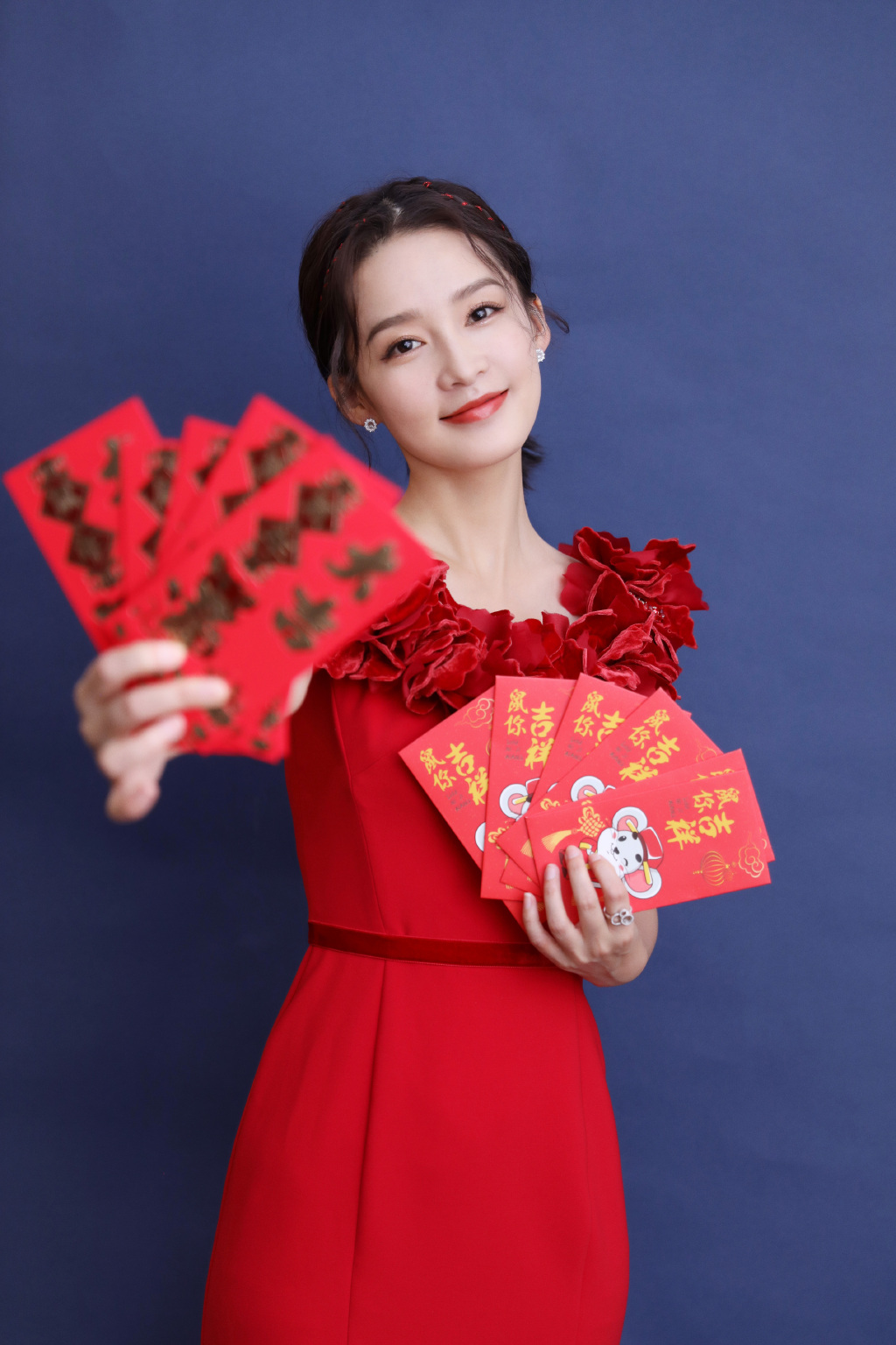 李沁图片