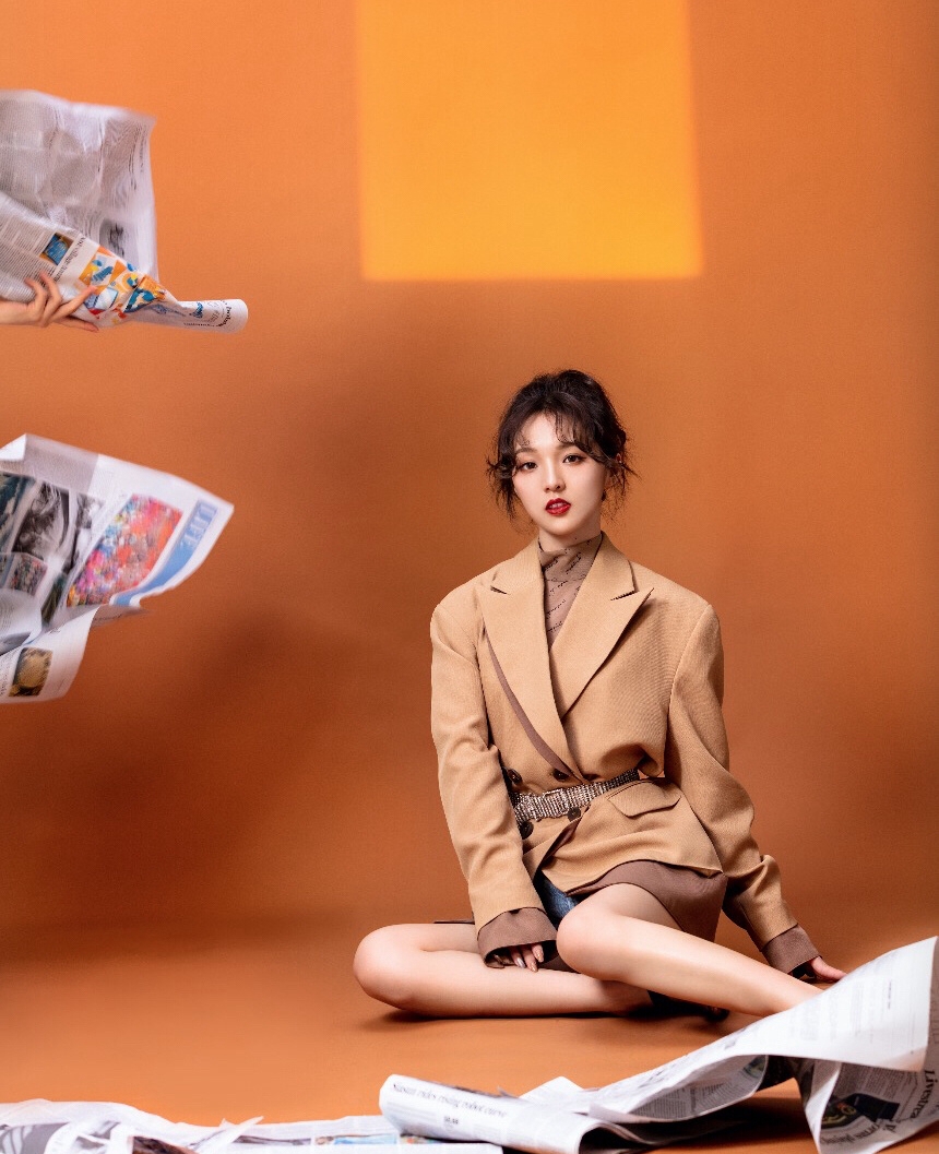 高清内陆美女星强东玥甜美清新活动照图片图片