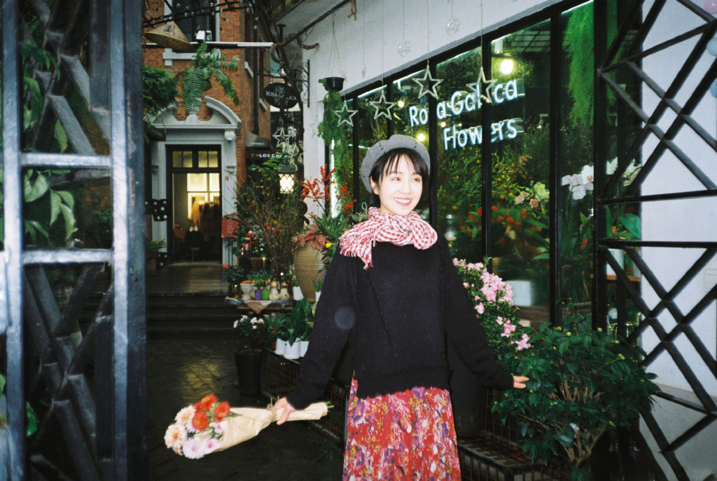 朱赞锦干净清爽写真图片图片