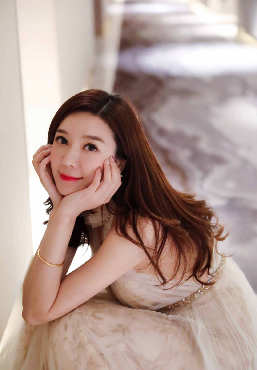 周韦彤性感优雅写真图片图片