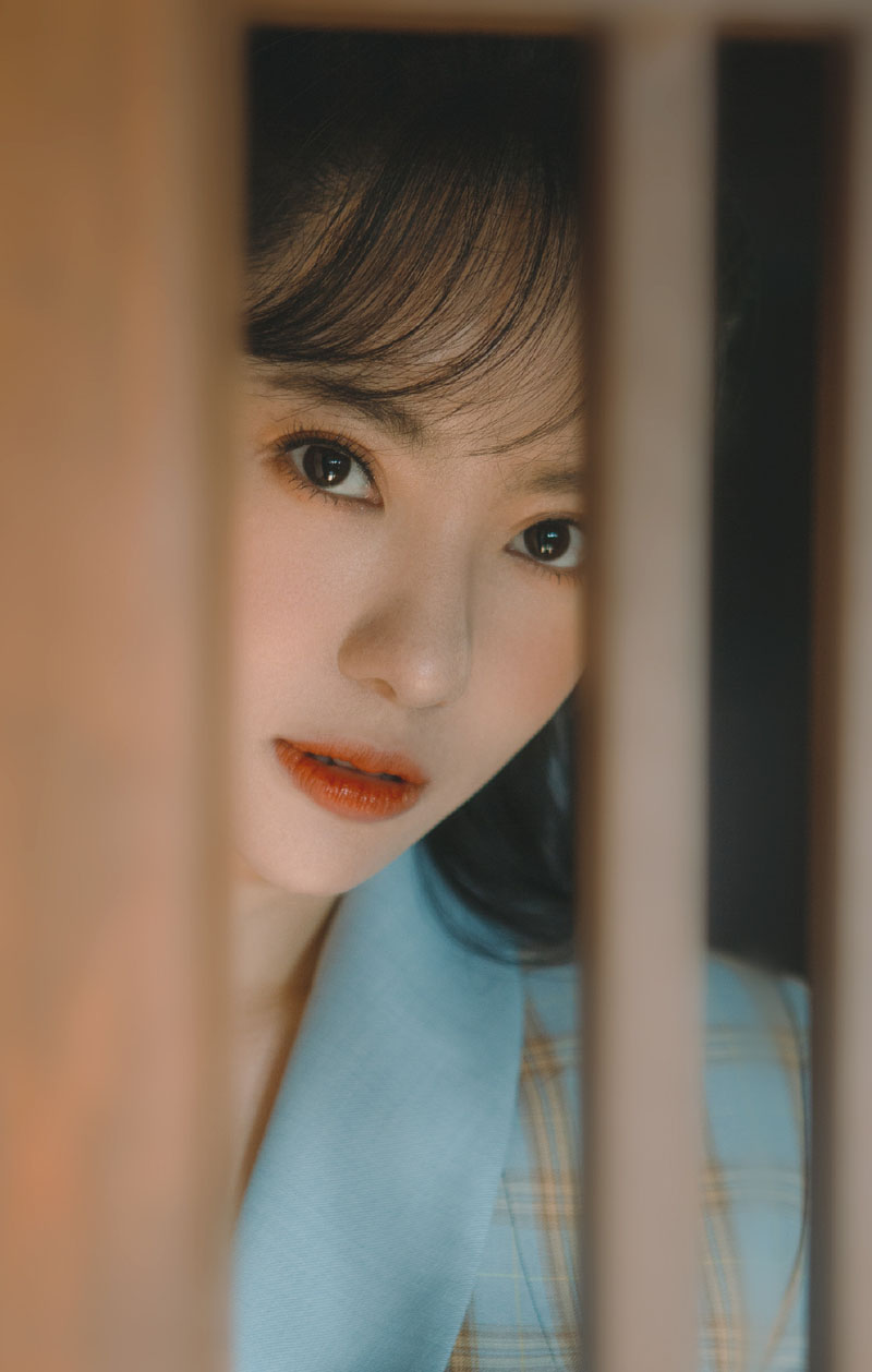 高清辽宁大连女明星宅男女生刘萌萌性感写真高贵迷人图片