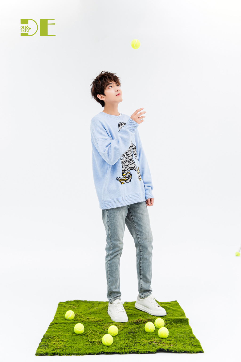 男星李砚图片