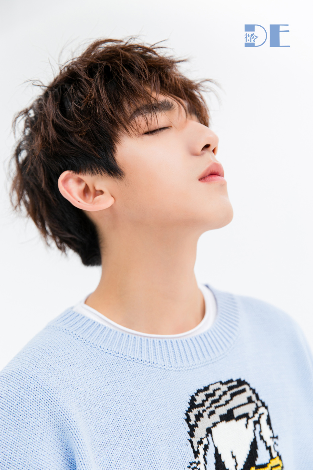 男星李砚图片
