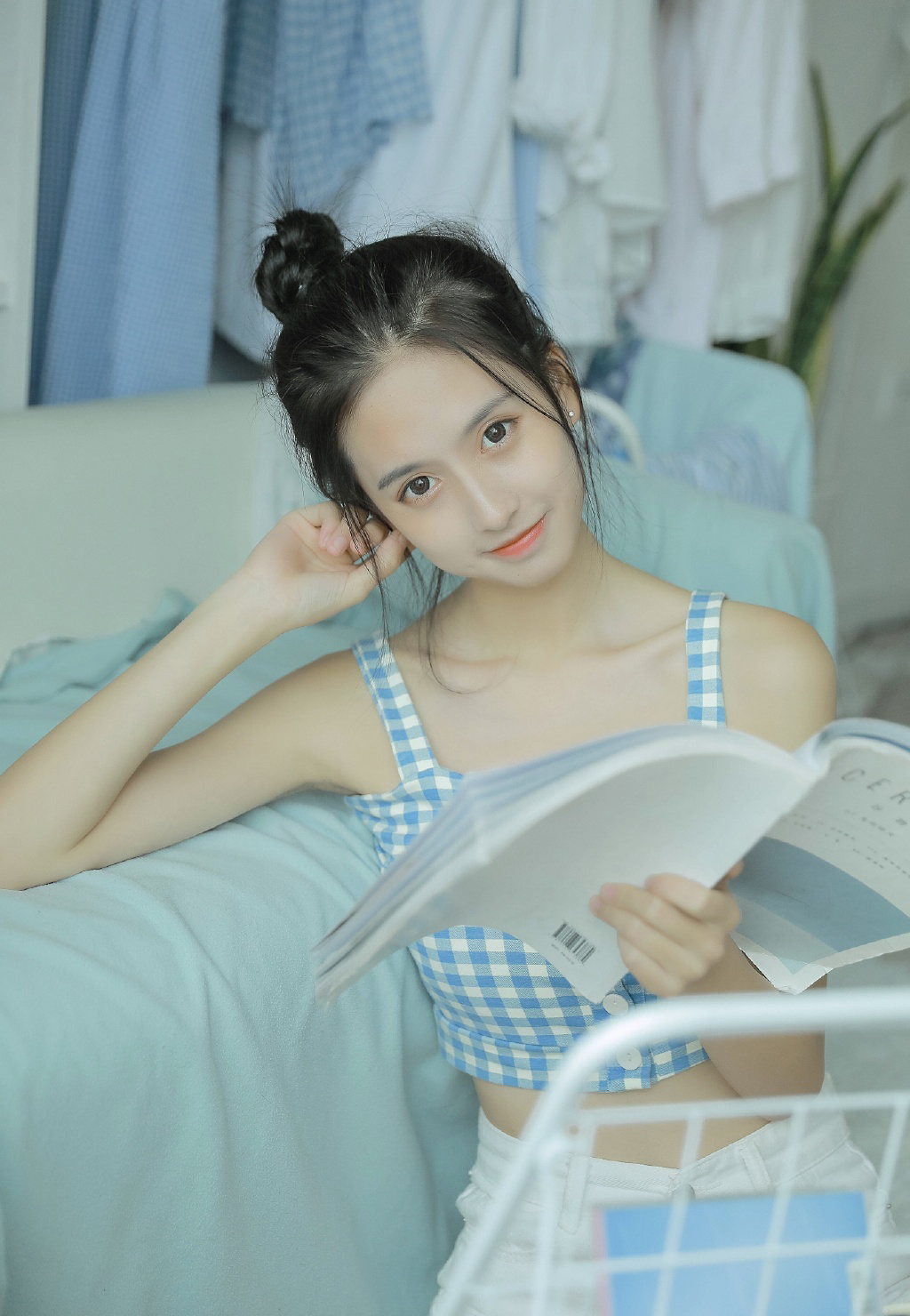 小蛮腰图片