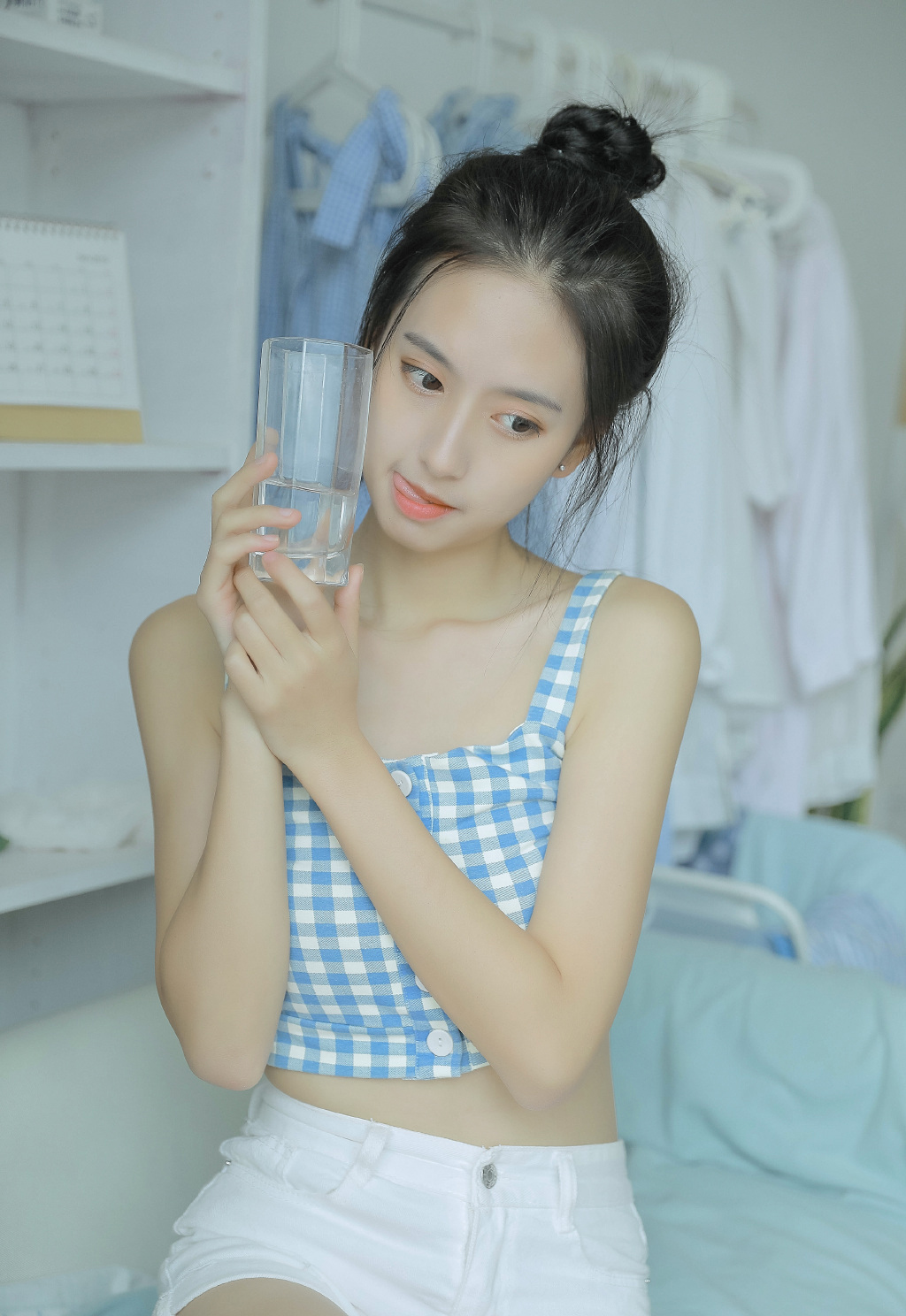 小蛮腰图片