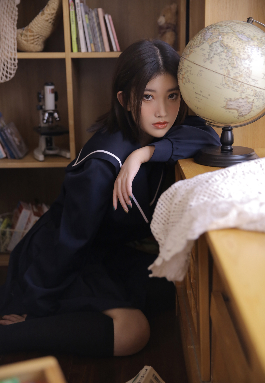 最漂亮萌妹教室美女美艳制服诱惑写真图片