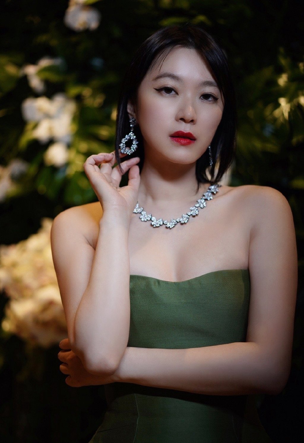 美女黄璐图片