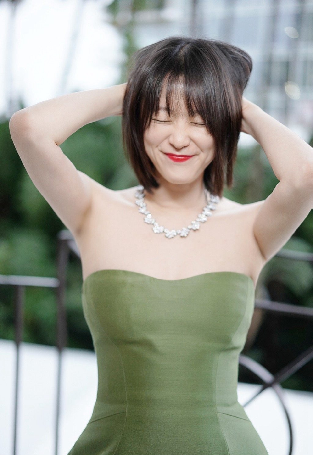 美女黄璐图片