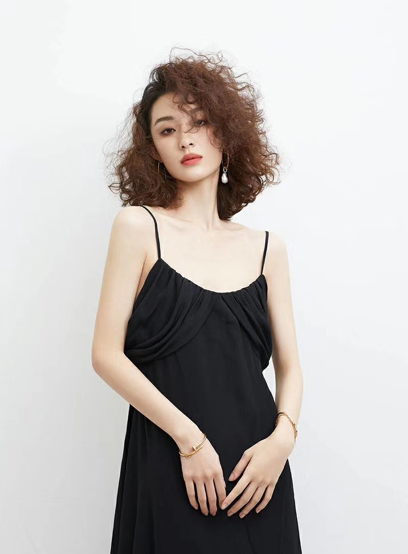 中国大陆北京女演员孙佳雨清爽甜酷写真图片图片