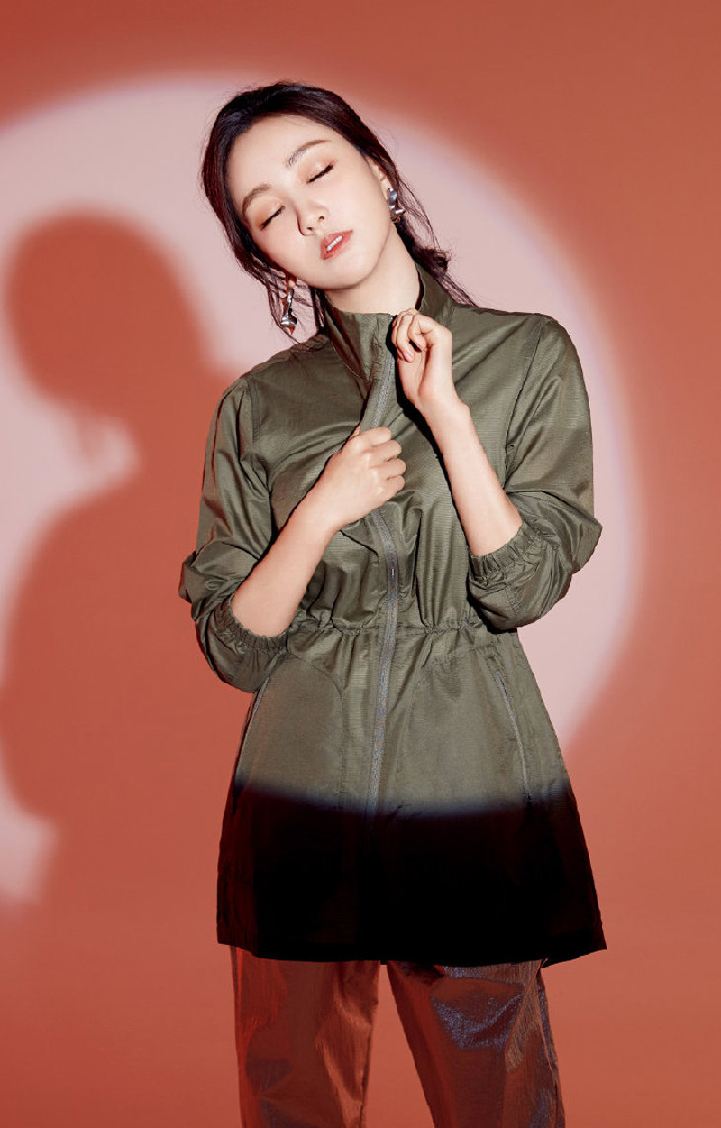 高清中国内地云南保山女演员杨蓉温婉迷人魅力写真大片图片 高清中国内地云南保山女演员杨蓉温婉迷人魅力写真大片图片