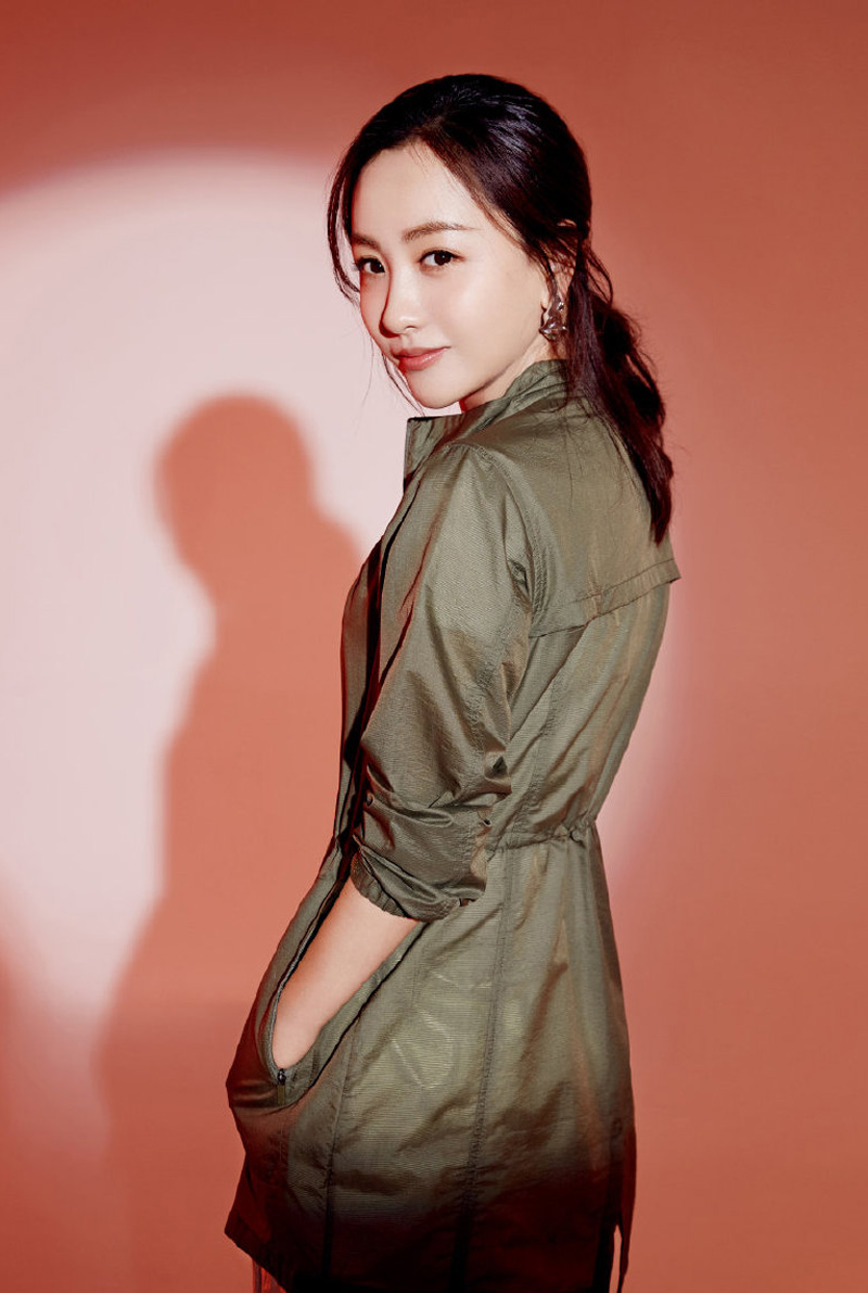 高清中国内地云南保山女演员杨蓉成熟魅力写真图片图片 高清中国内地云南保山女演员杨蓉成熟魅力写真图片图片