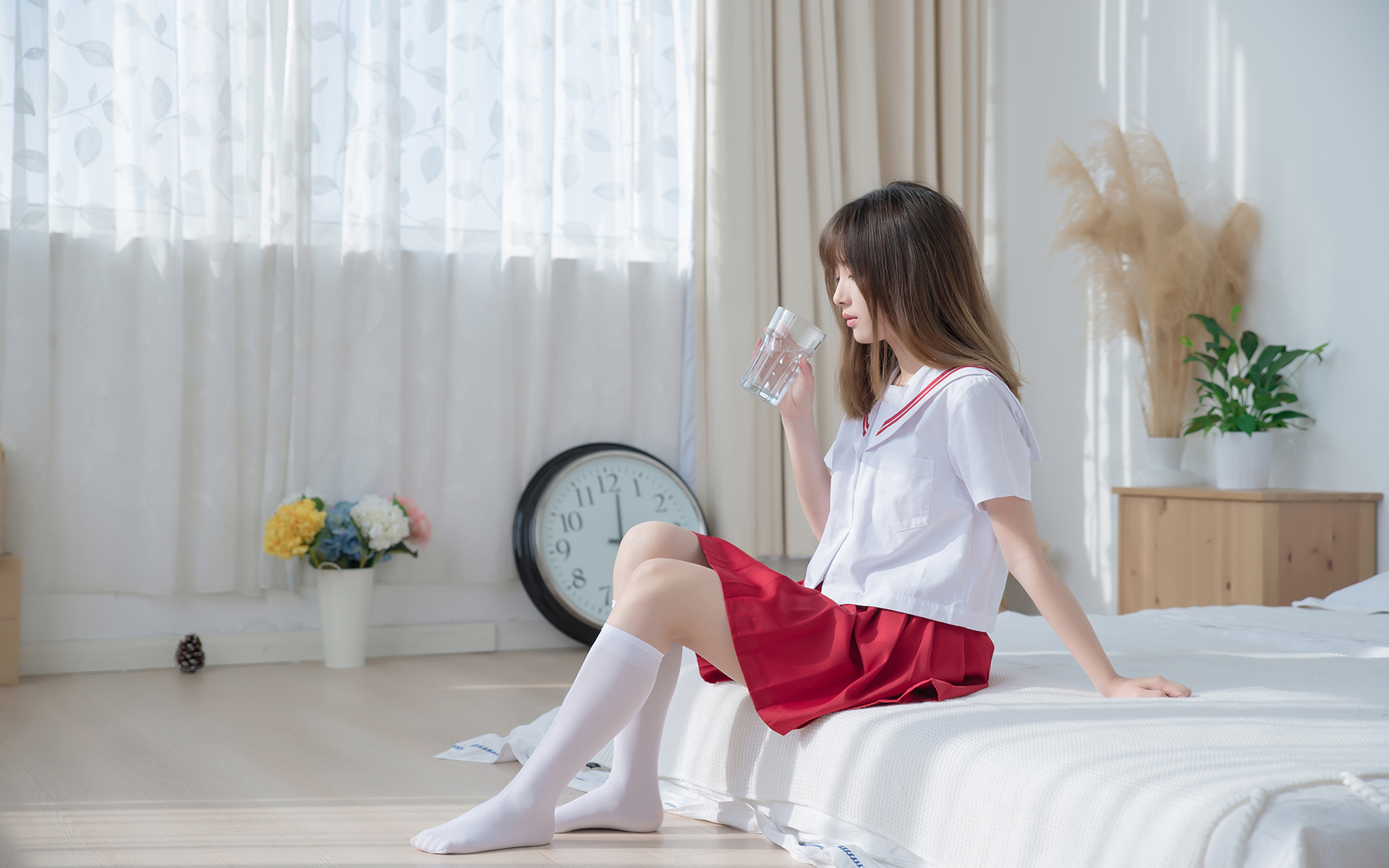 端庄优雅漂亮美女IMiss菲儿大胆生活写真照图片 端庄优雅漂亮美女IMiss菲儿大胆生活写真照图片