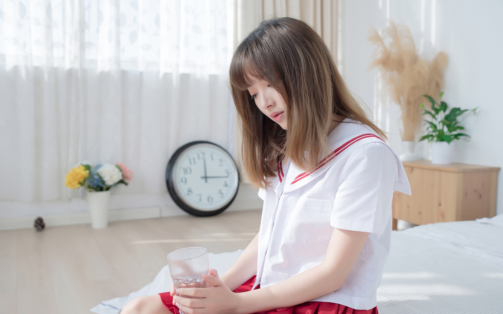 2017年3月性感漂亮美女高清日历壁纸图片 2017年3月性感漂亮美女高清日历壁纸图片